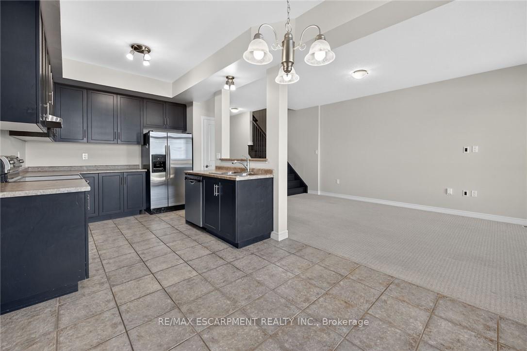 Photo 17 of Unit 22, 8 Lakelawn Road, Grimsby, Grimsby Beach — HOMEH