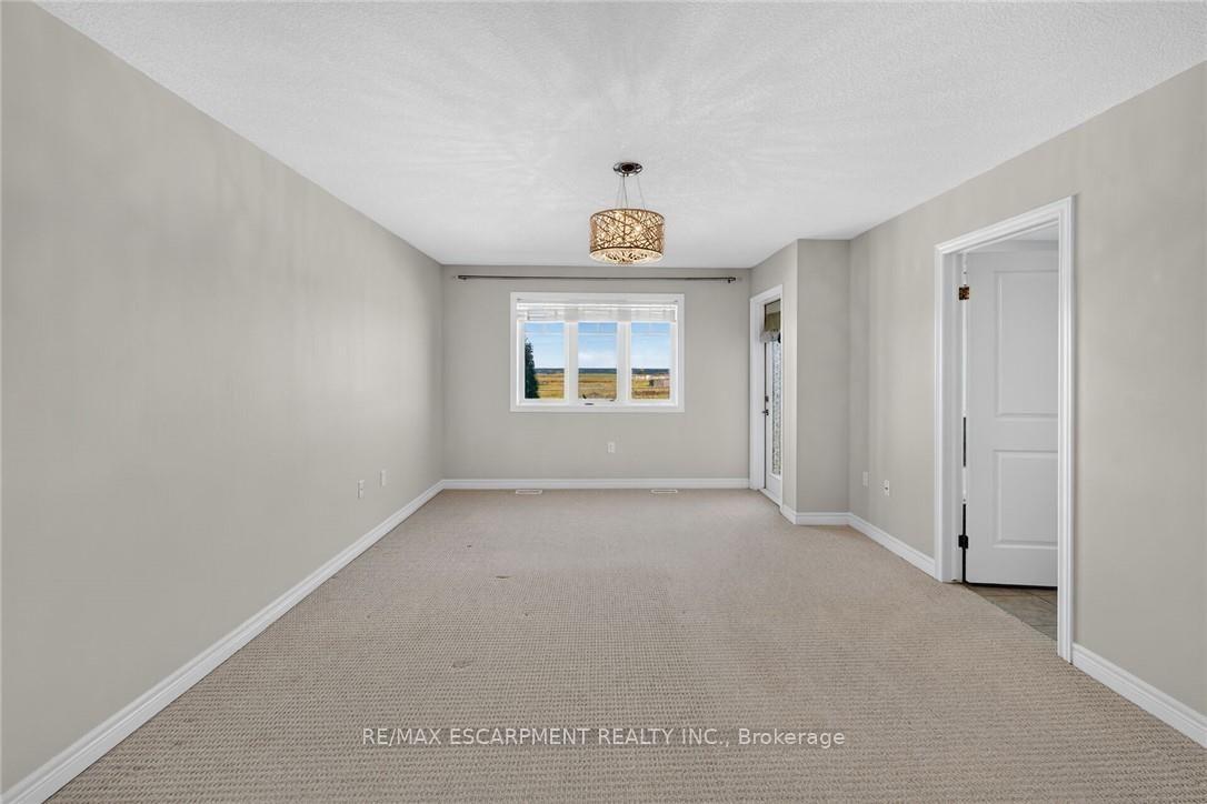 Photo 31 of Unit 22, 8 Lakelawn Road, Grimsby, Grimsby Beach — HOMEH