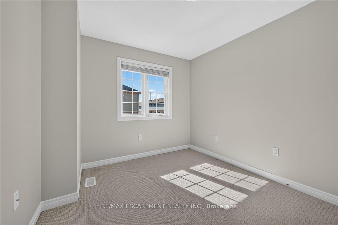 Photo 41 of Unit 22, 8 Lakelawn Road, Grimsby, Grimsby Beach — HOMEH