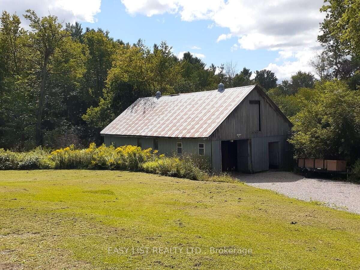 Photo 34 of 35 Kaladar Street, Tweed, Elzevir (Twp) — HOMEH