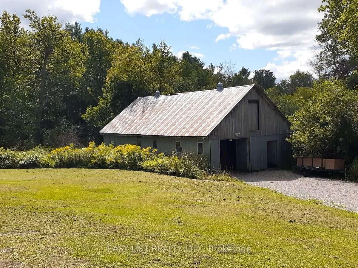 Photo 31 of 35 Kaladar Street, Tweed, Elzevir (Twp) — HOMEH