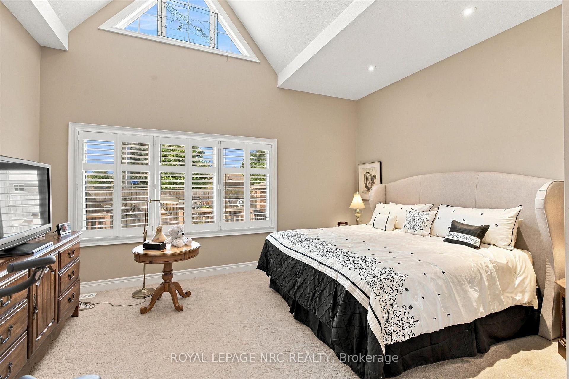 Photo 15 of Unit 8, 3232 Montrose Road, Niagara Falls, Mt. Carmel — HOMEH