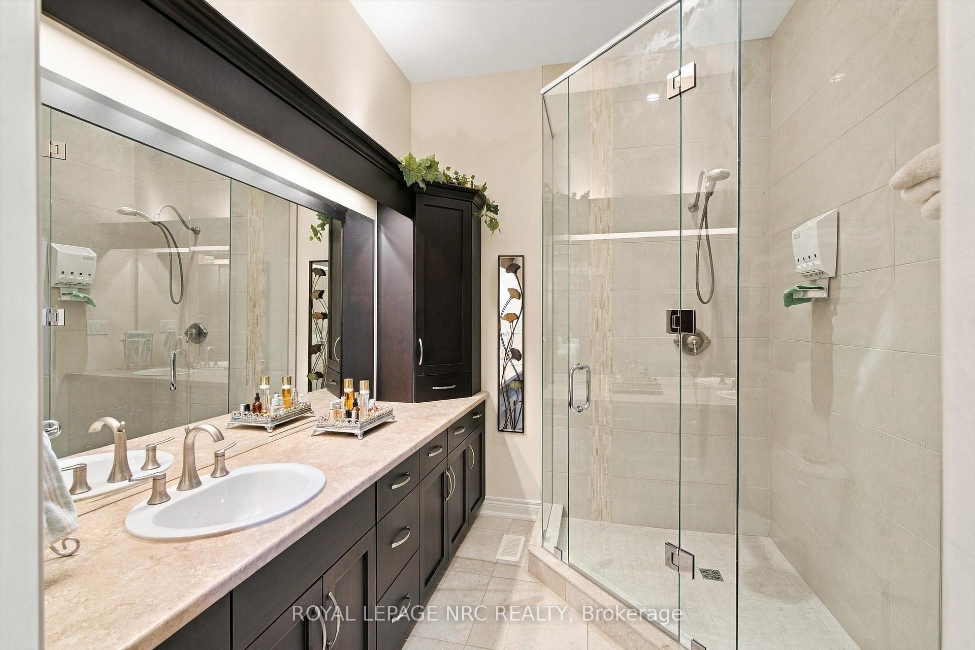 Photo 18 of Unit 8, 3232 Montrose Road, Niagara Falls, Mt. Carmel — HOMEH