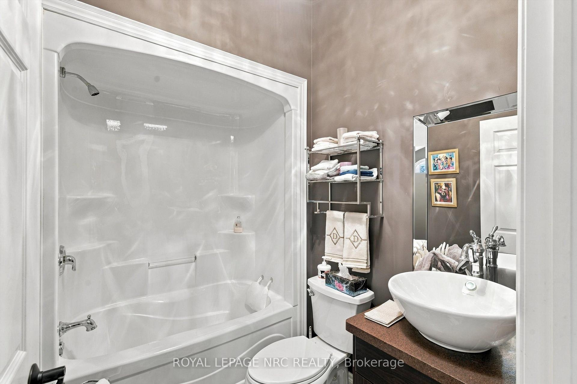 Photo 23 of Unit 8, 3232 Montrose Road, Niagara Falls, Mt. Carmel — HOMEH