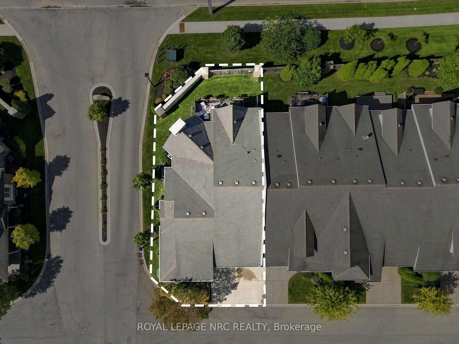 Photo 34 of Unit 8, 3232 Montrose Road, Niagara Falls, Mt. Carmel — HOMEH