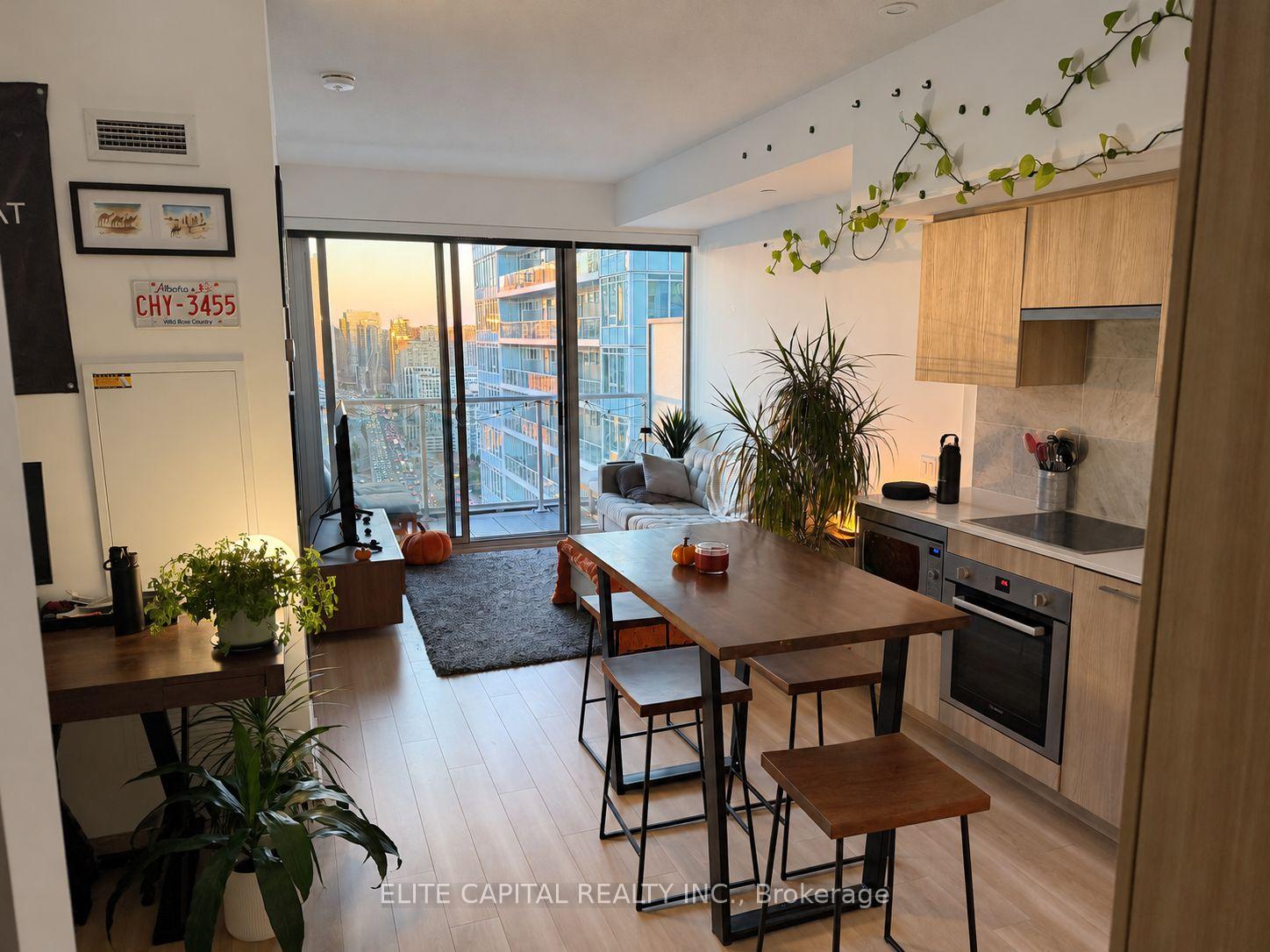 Photo 2 of Unit 3607, 19 Bathurst Street, Toronto, Waterfront Communities — HOMEH