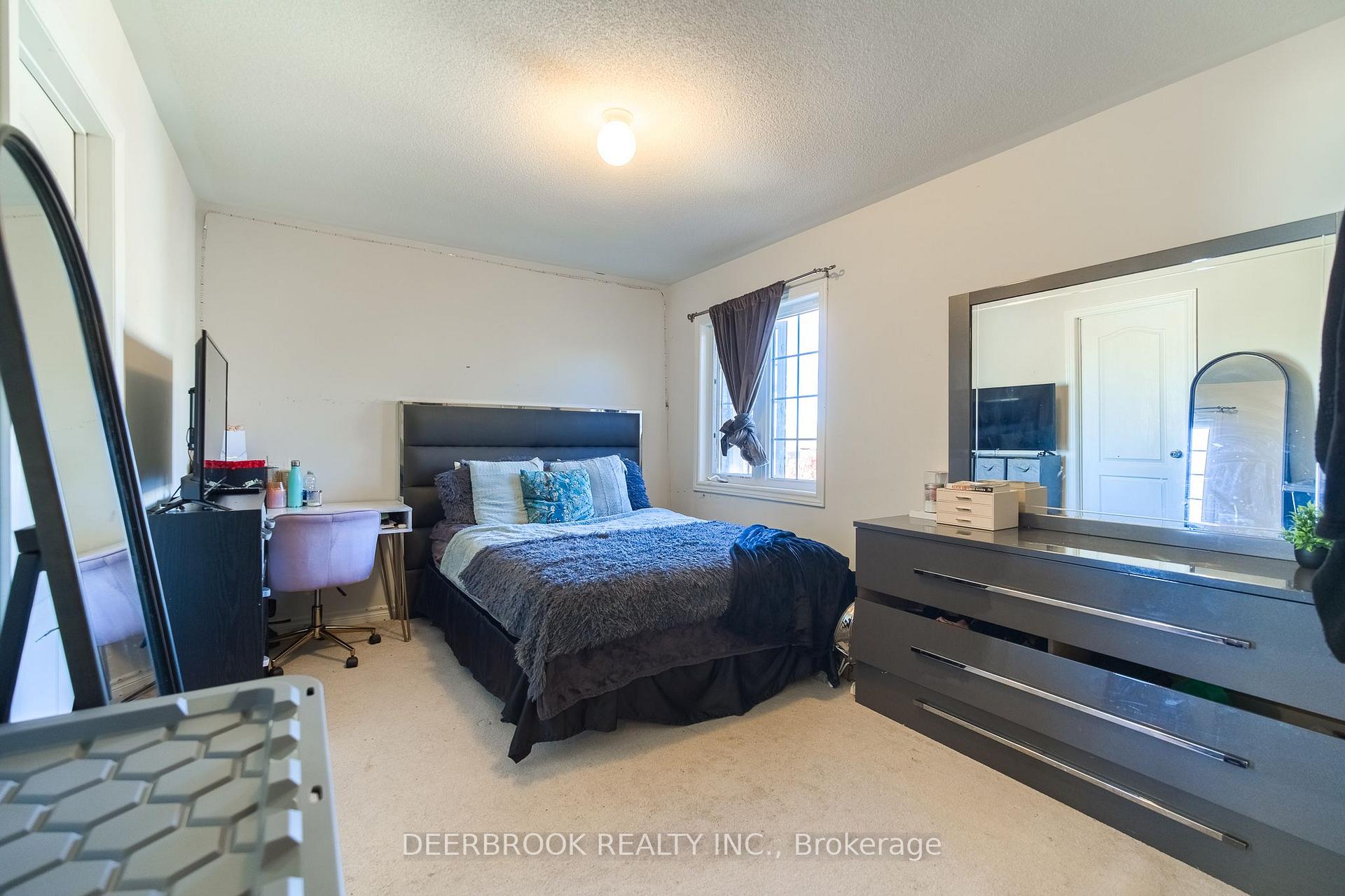 Photo 30 of 1945 Douglas Langtree Drive, Oshawa, Taunton — HOMEH