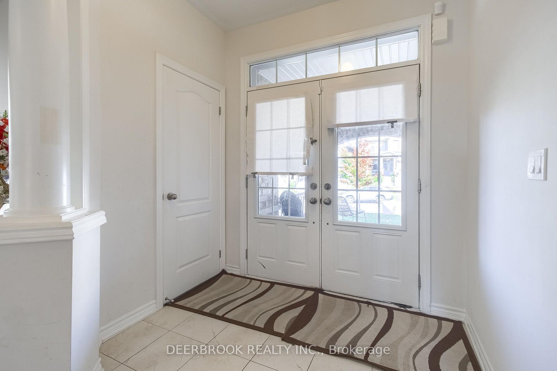 Photo 13 of 1945 Douglas Langtree Drive, Oshawa, Taunton — HOMEH