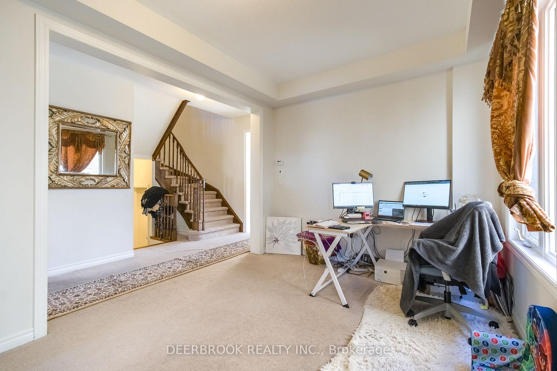 Photo 17 of 1945 Douglas Langtree Drive, Oshawa, Taunton — HOMEH
