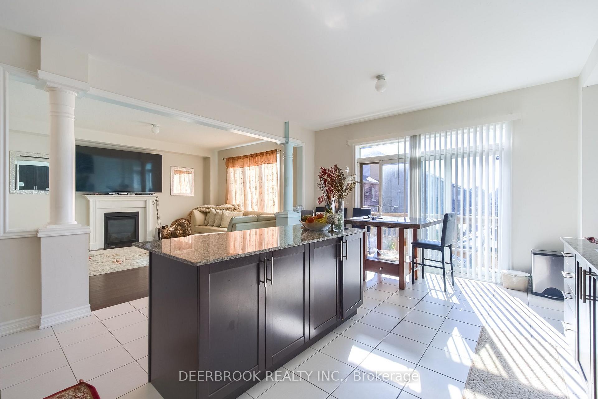 Photo 31 of 1945 Douglas Langtree Drive, Oshawa, Taunton — HOMEH