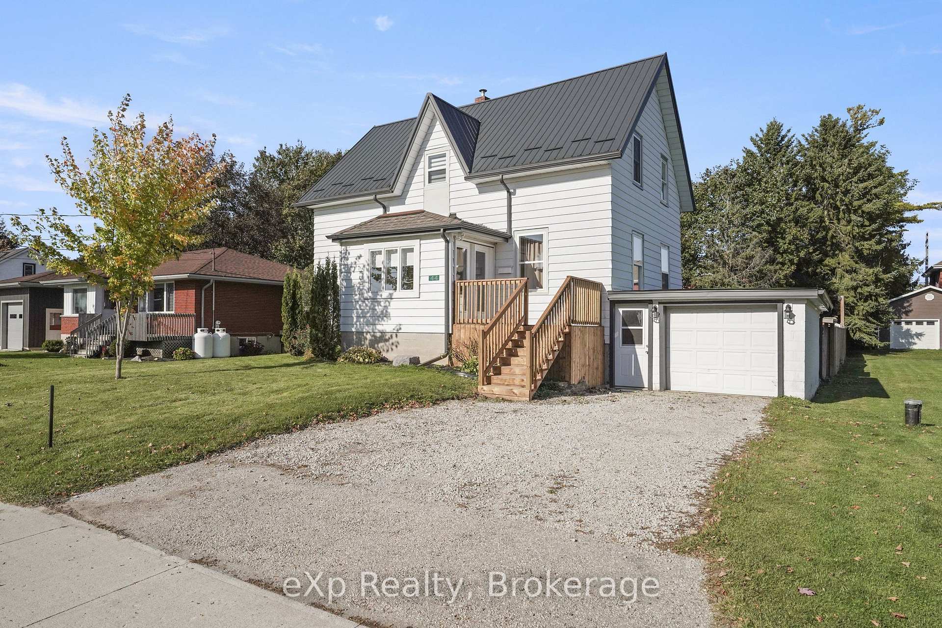 Photo of 44 Schade Street