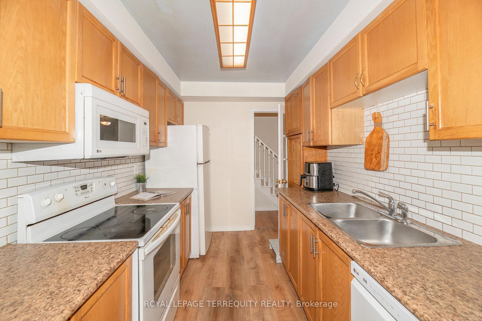 Photo 12 of 5 Heaver Drive, Whitby, Pringle Creek — HOMEH