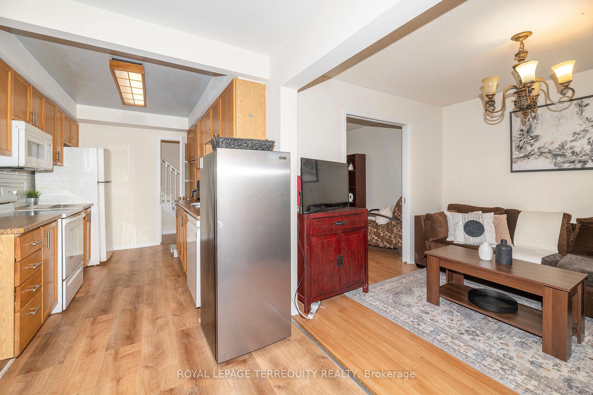 Photo 15 of 5 Heaver Drive, Whitby, Pringle Creek — HOMEH