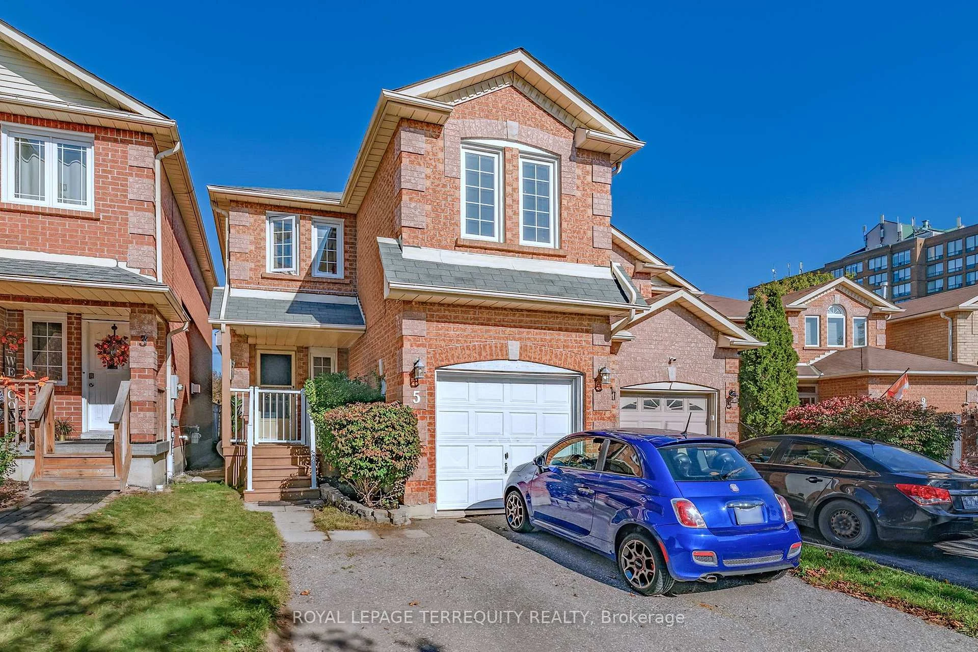 Photo 4 of 5 Heaver Drive, Whitby, Pringle Creek — HOMEH