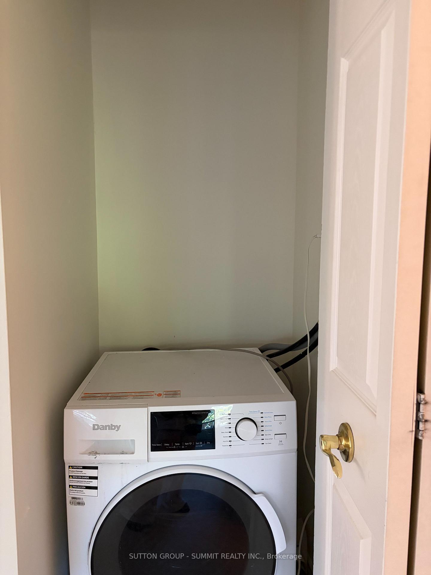 Photo 8 of Unit 5, 616 Grey Street, Brantford, Echo Place — HOMEH