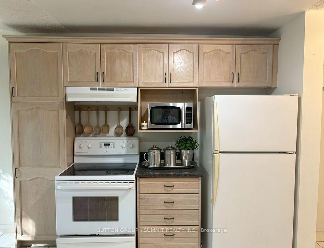 Photo 10 of Unit 5, 616 Grey Street, Brantford, Echo Place — HOMEH