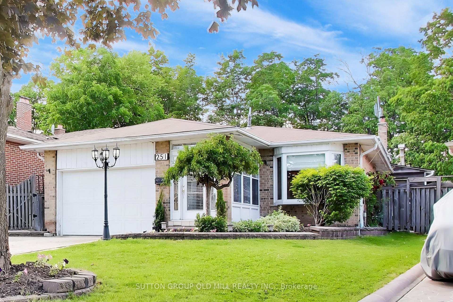 Photo of 251 Chalfield Lane
