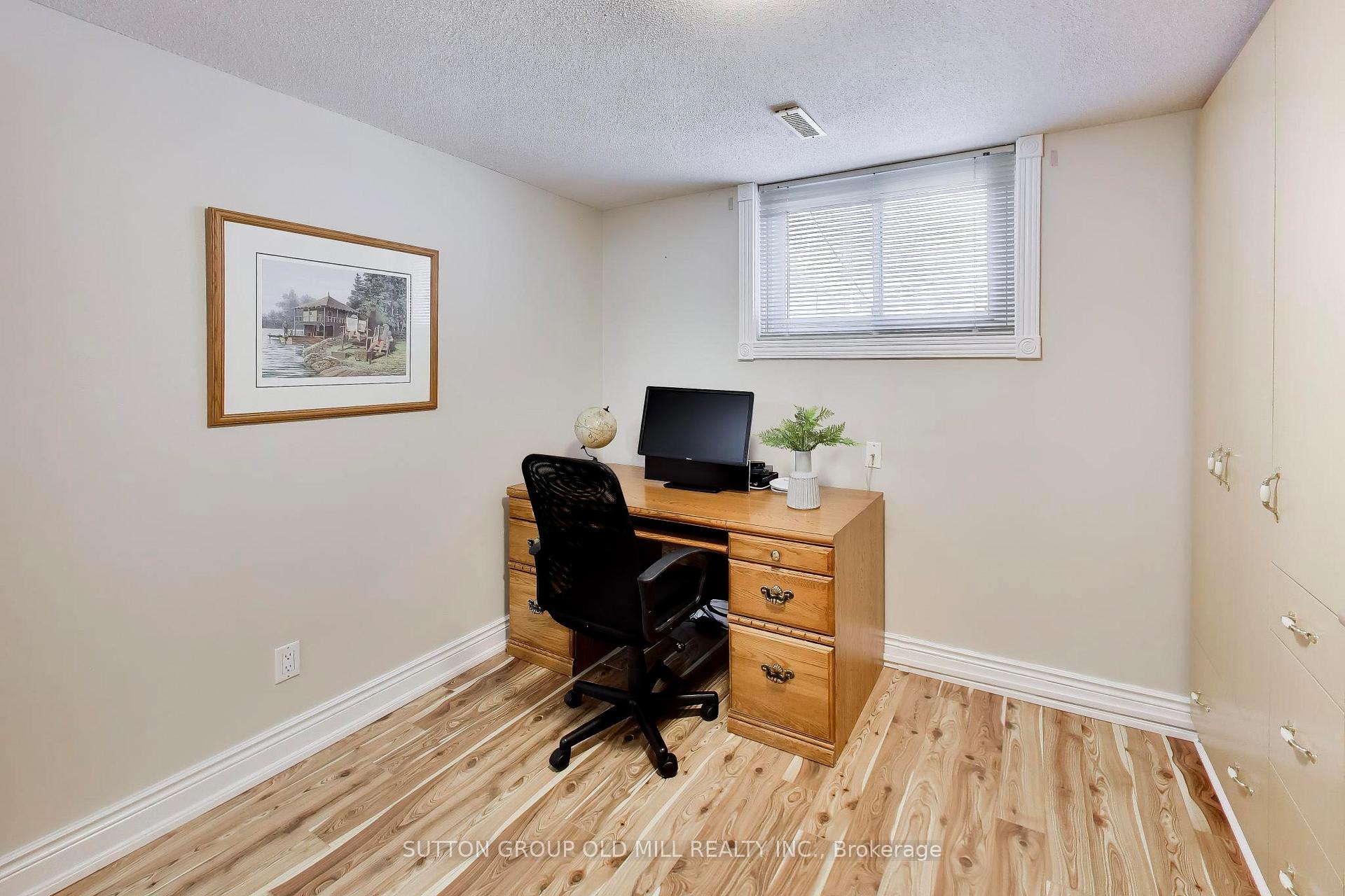 Photo 17 of 251 Chalfield Lane, Mississauga, Rathwood — HOMEH