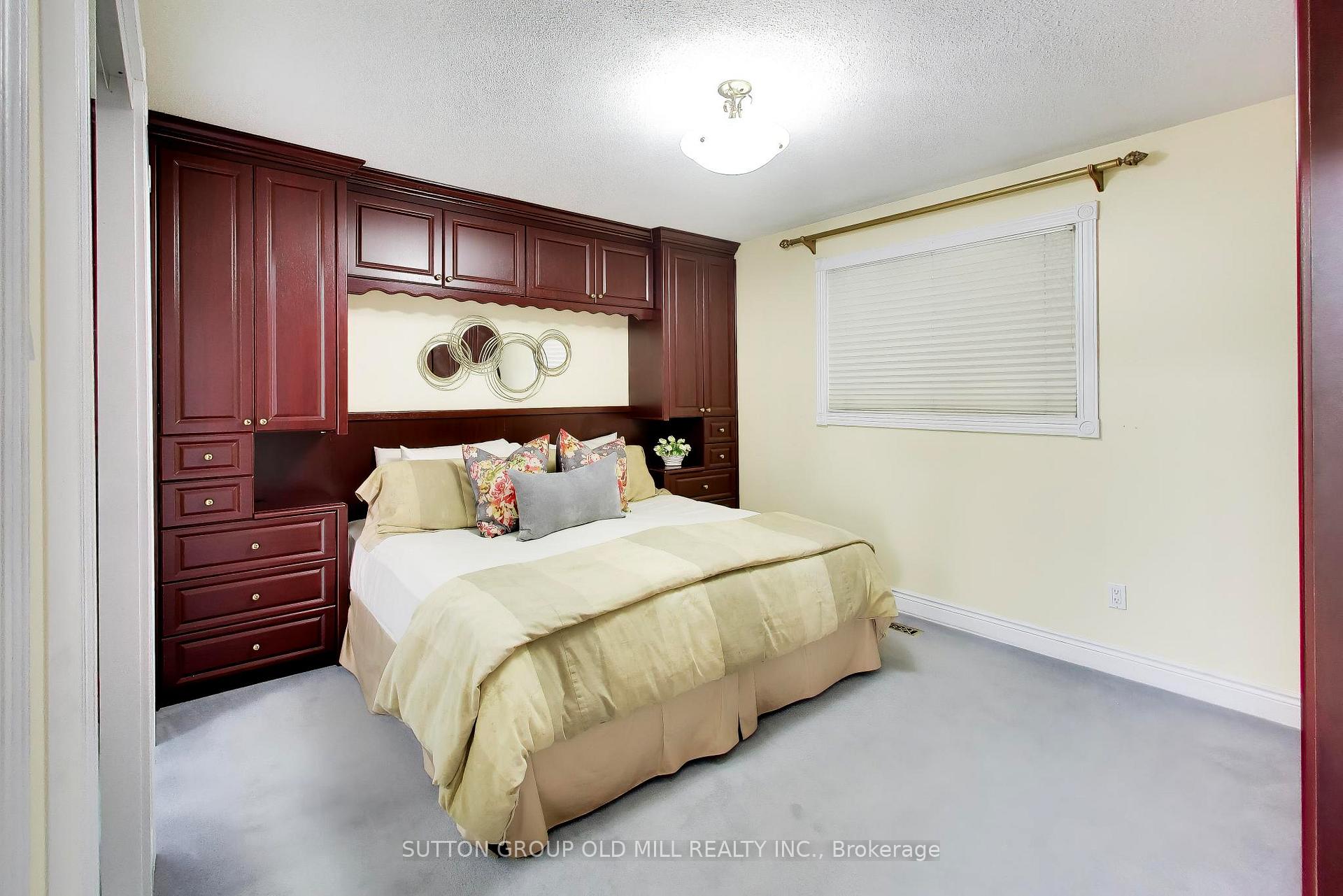 Photo 18 of 251 Chalfield Lane, Mississauga, Rathwood — HOMEH