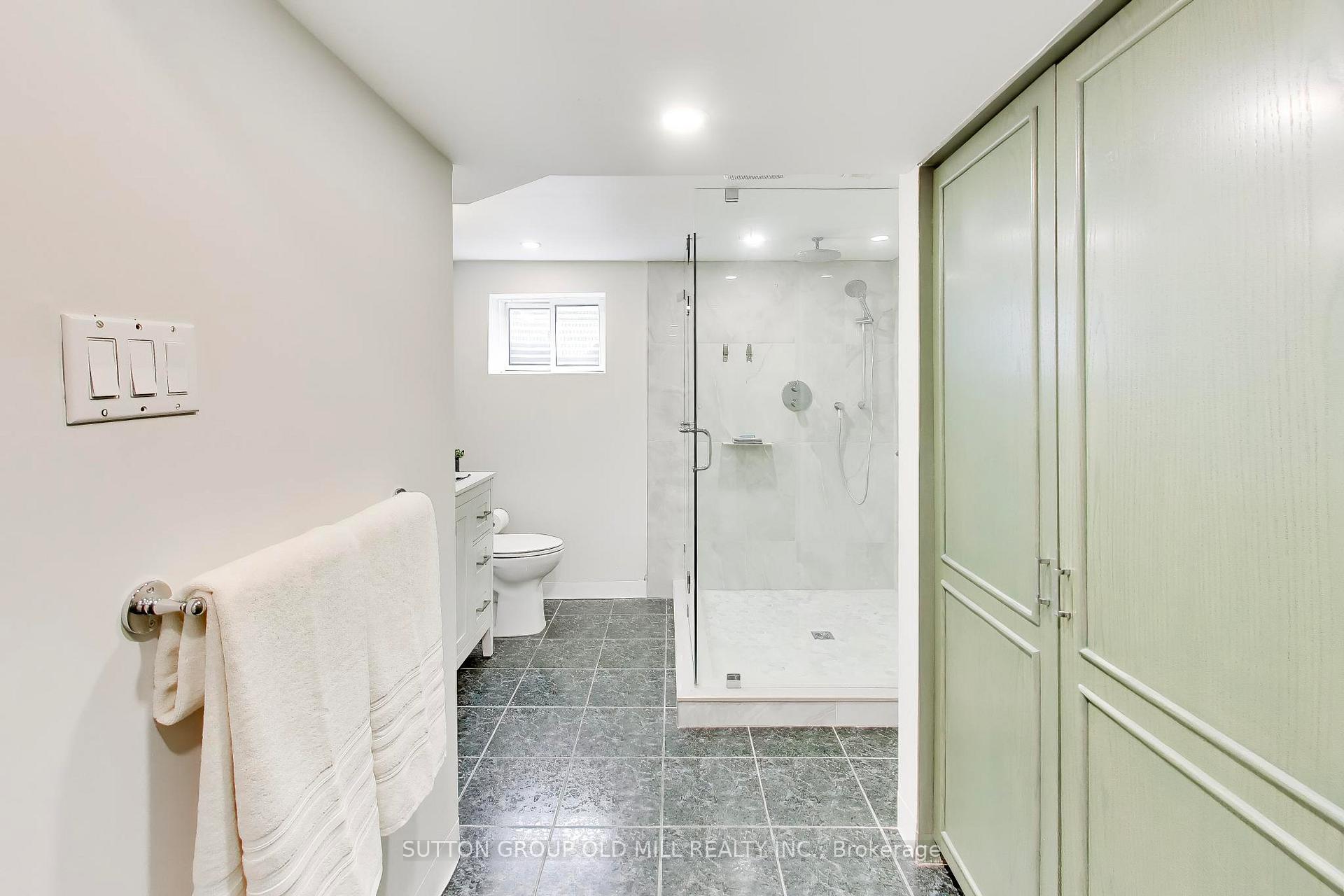 Photo 31 of 251 Chalfield Lane, Mississauga, Rathwood — HOMEH