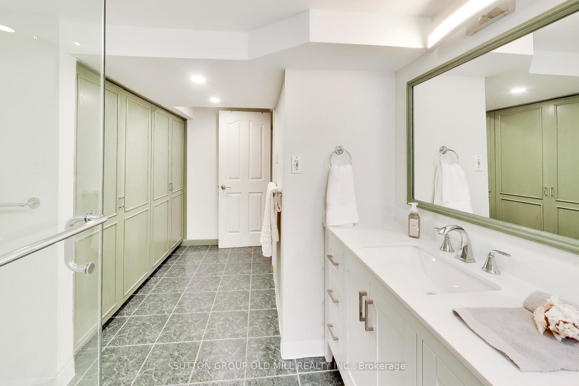 Photo 32 of 251 Chalfield Lane, Mississauga, Rathwood — HOMEH