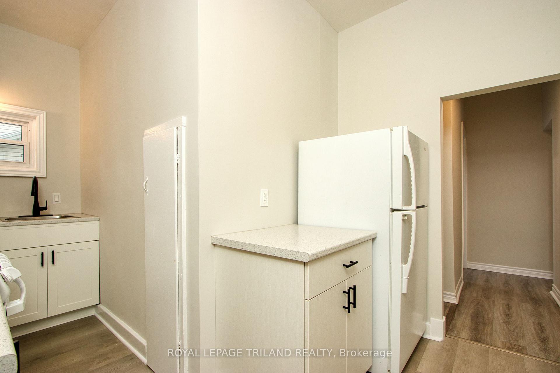 Photo 4 of Unit 2, 53 Gladstone Avenue, St. Thomas — HOMEH