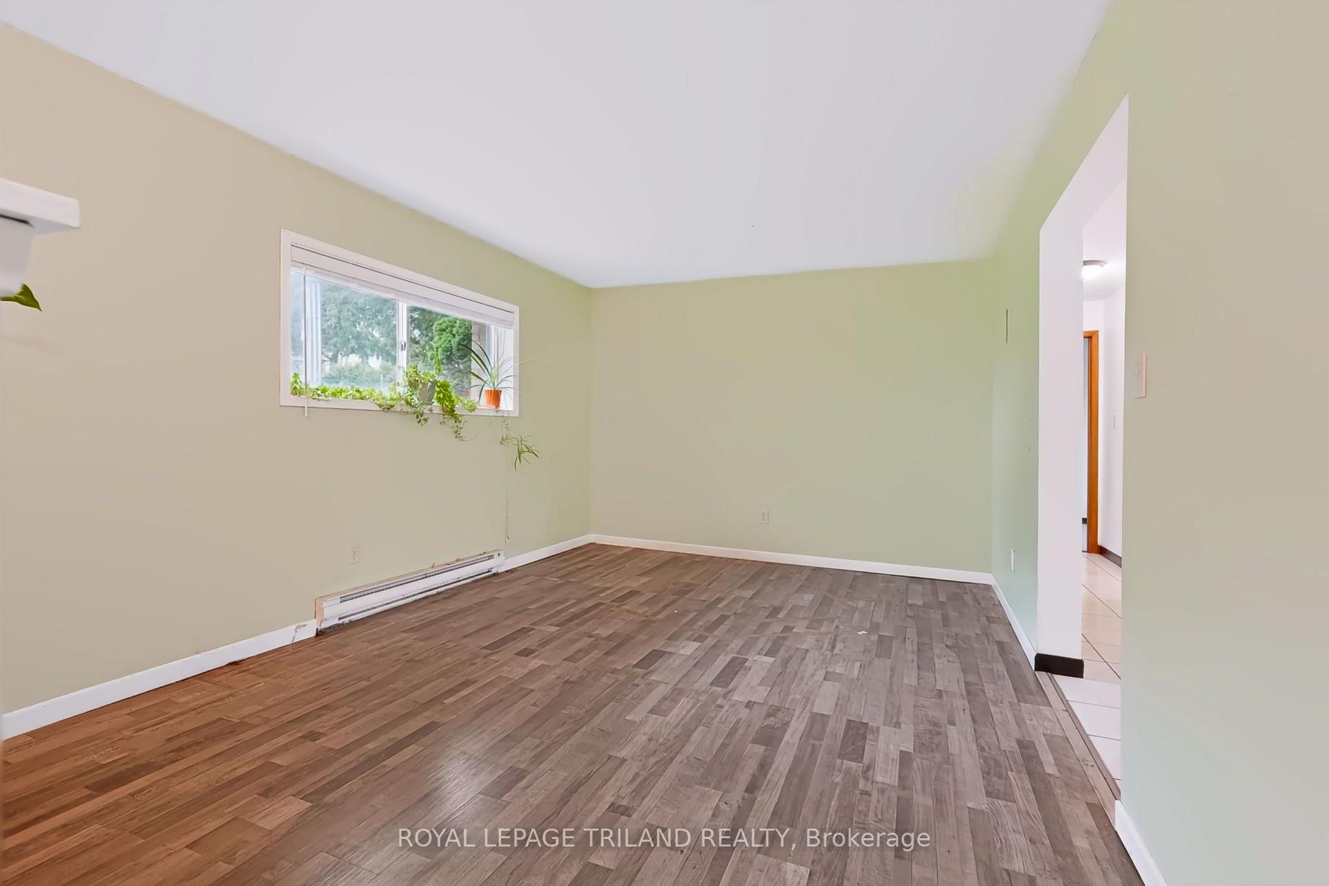 Photo 2 of Unit 1, 25 South Edgeware Road, St. Thomas — HOMEH