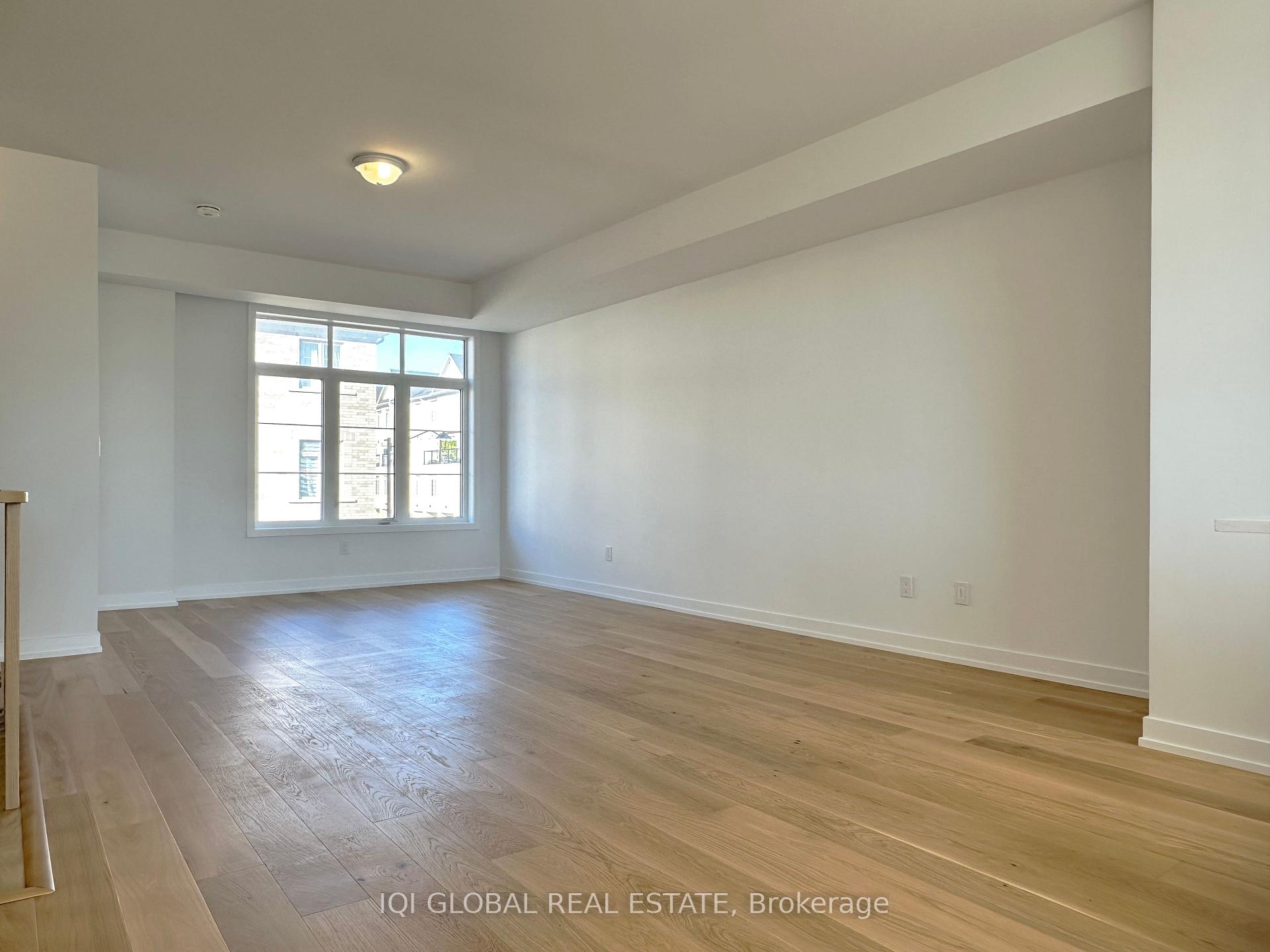 Photo 6 of Unit 302, 1655 Palmers Sawmill Road, Pickering, Duffin Heights — HOMEH