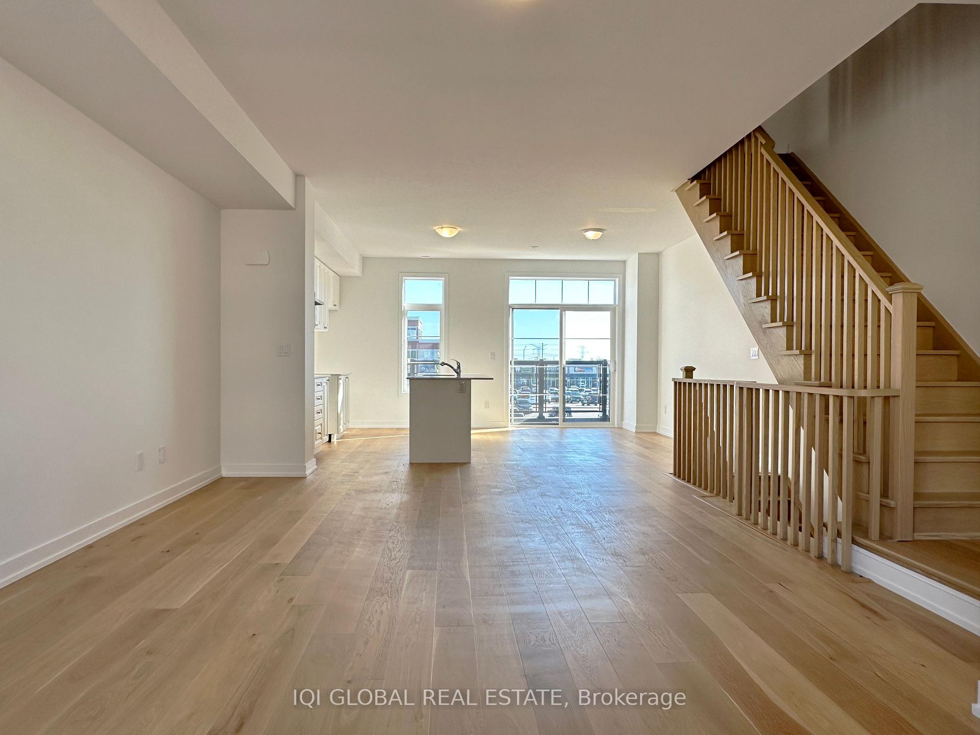 Photo 9 of Unit 302, 1655 Palmers Sawmill Road, Pickering, Duffin Heights — HOMEH