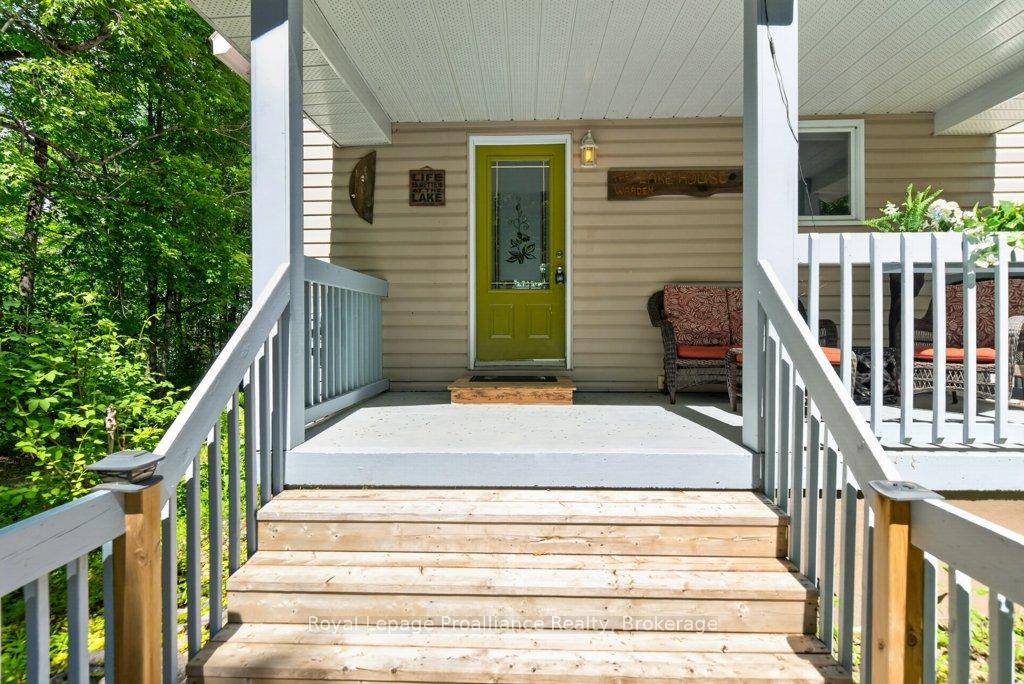 Photo 9 of 1401 Whites Road, Frontenac, Frontenac North — HOMEH
