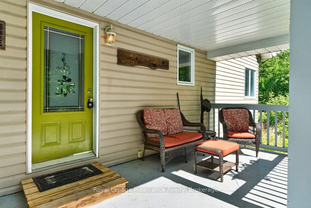 Photo 11 of 1401 Whites Road, Frontenac, Frontenac North — HOMEH