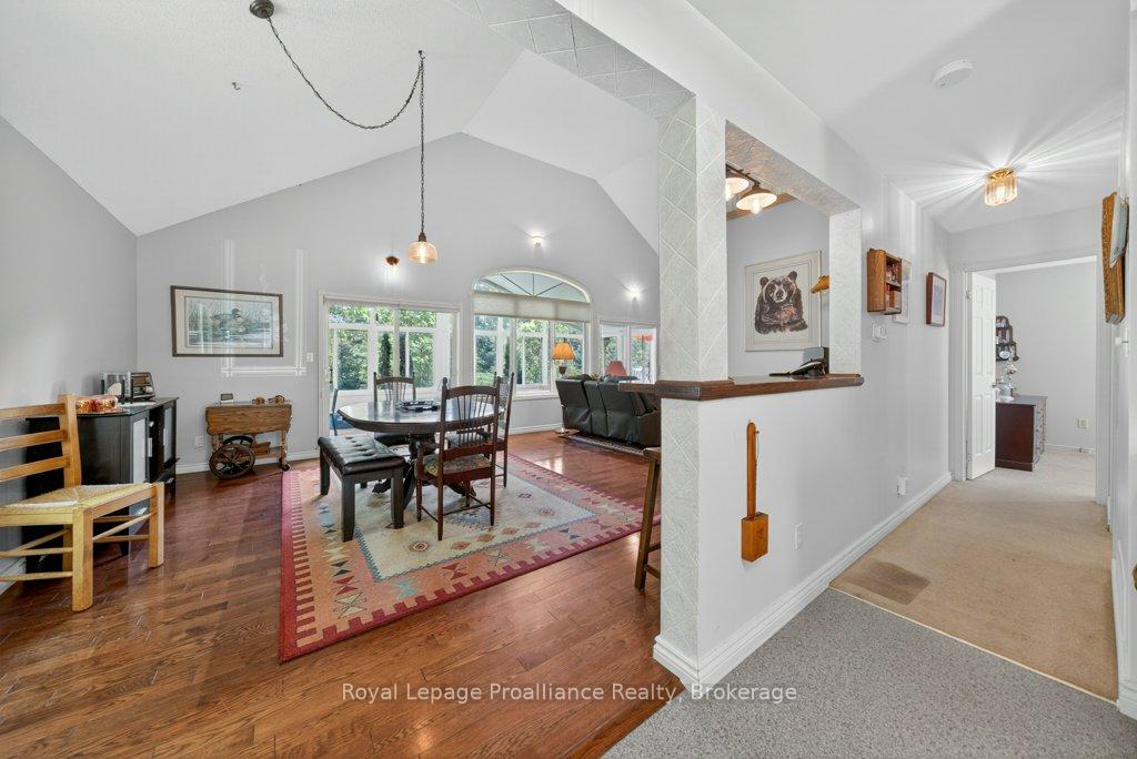 Photo 17 of 1401 Whites Road, Frontenac, Frontenac North — HOMEH