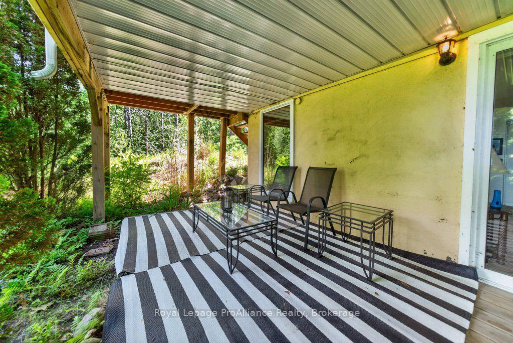 Photo 48 of 1401 Whites Road, Frontenac, Frontenac North — HOMEH