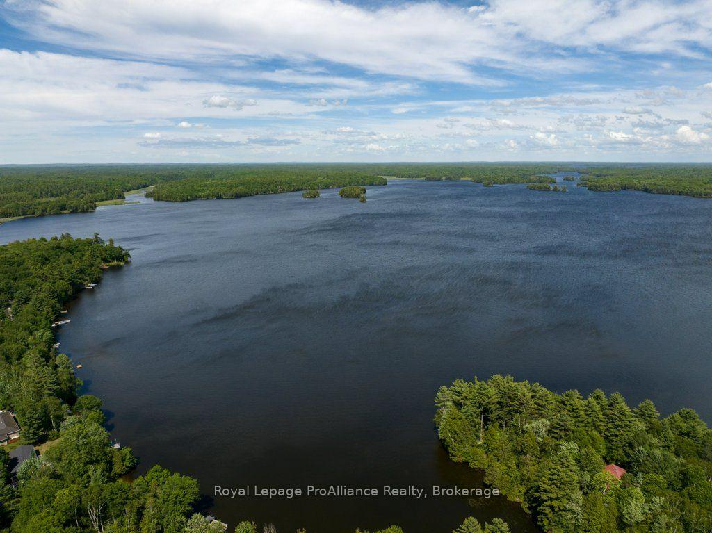 Photo 54 of 1401 Whites Road, Frontenac, Frontenac North — HOMEH