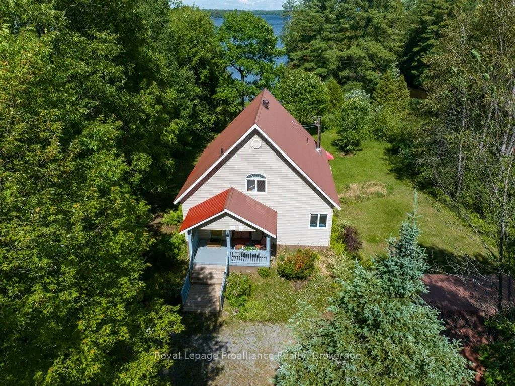 Photo 6 of 1401 Whites Road, Frontenac, Frontenac North — HOMEH