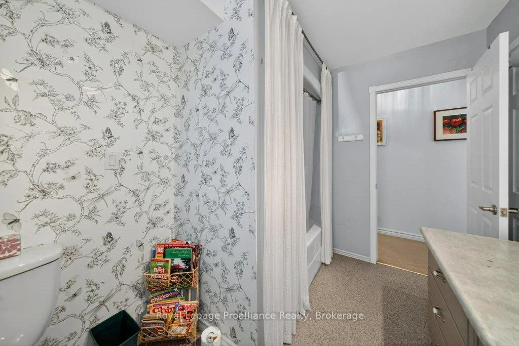 Photo 26 of 1401 Whites Road, Frontenac, Frontenac North — HOMEH