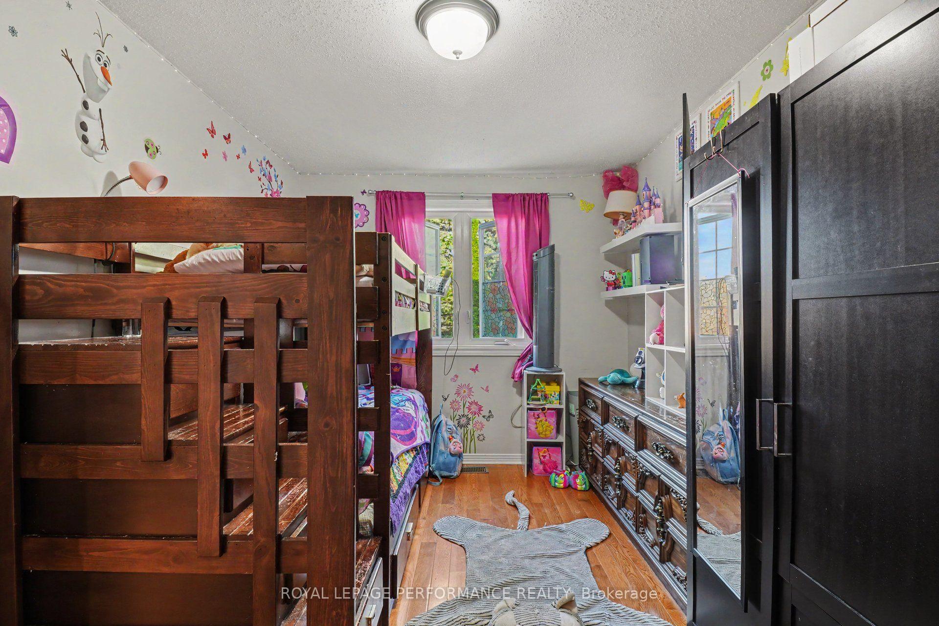 Photo 18 of 1478 Corsham Avenue, Ottawa, Fallingbrook/Pineridge — HOMEH