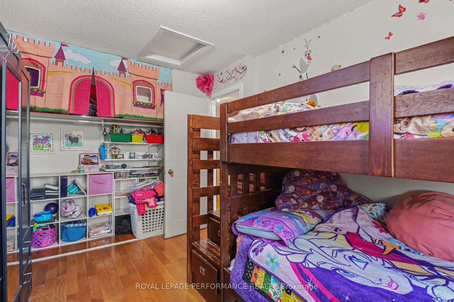 Photo 19 of 1478 Corsham Avenue, Ottawa, Fallingbrook/Pineridge — HOMEH