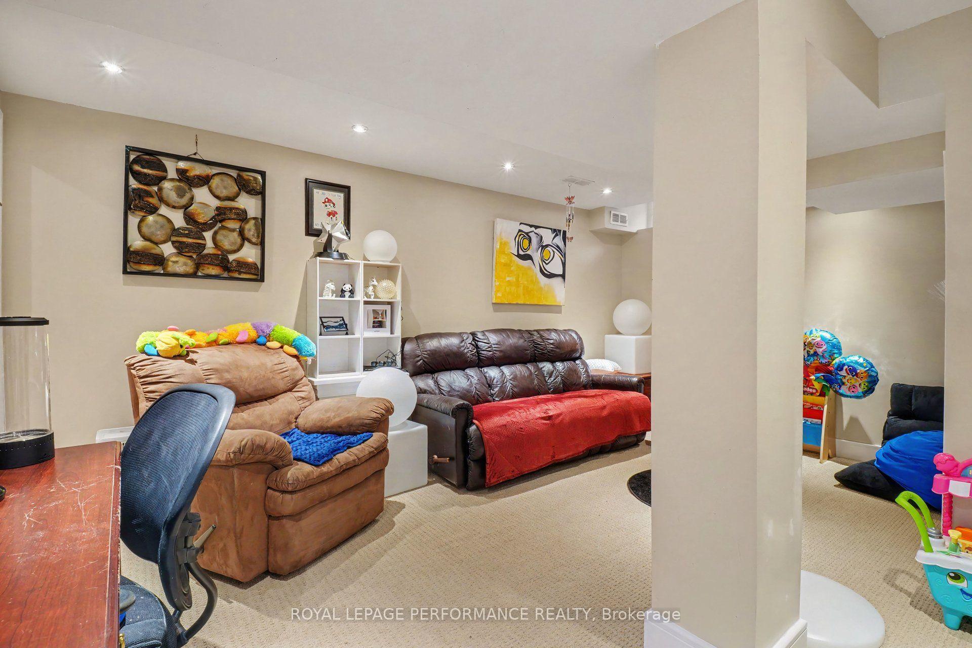 Photo 23 of 1478 Corsham Avenue, Ottawa, Fallingbrook/Pineridge — HOMEH