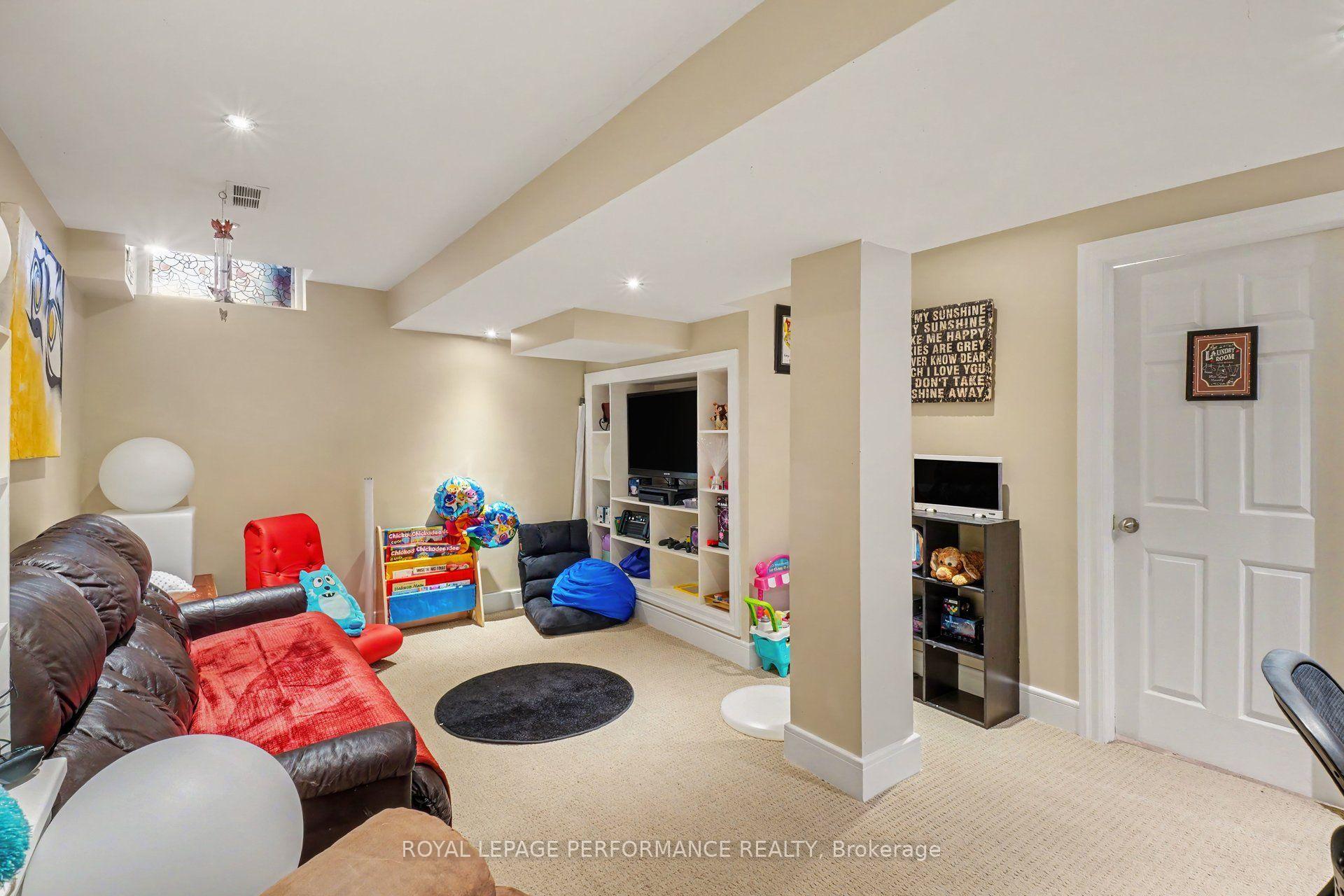 Photo 24 of 1478 Corsham Avenue, Ottawa, Fallingbrook/Pineridge — HOMEH