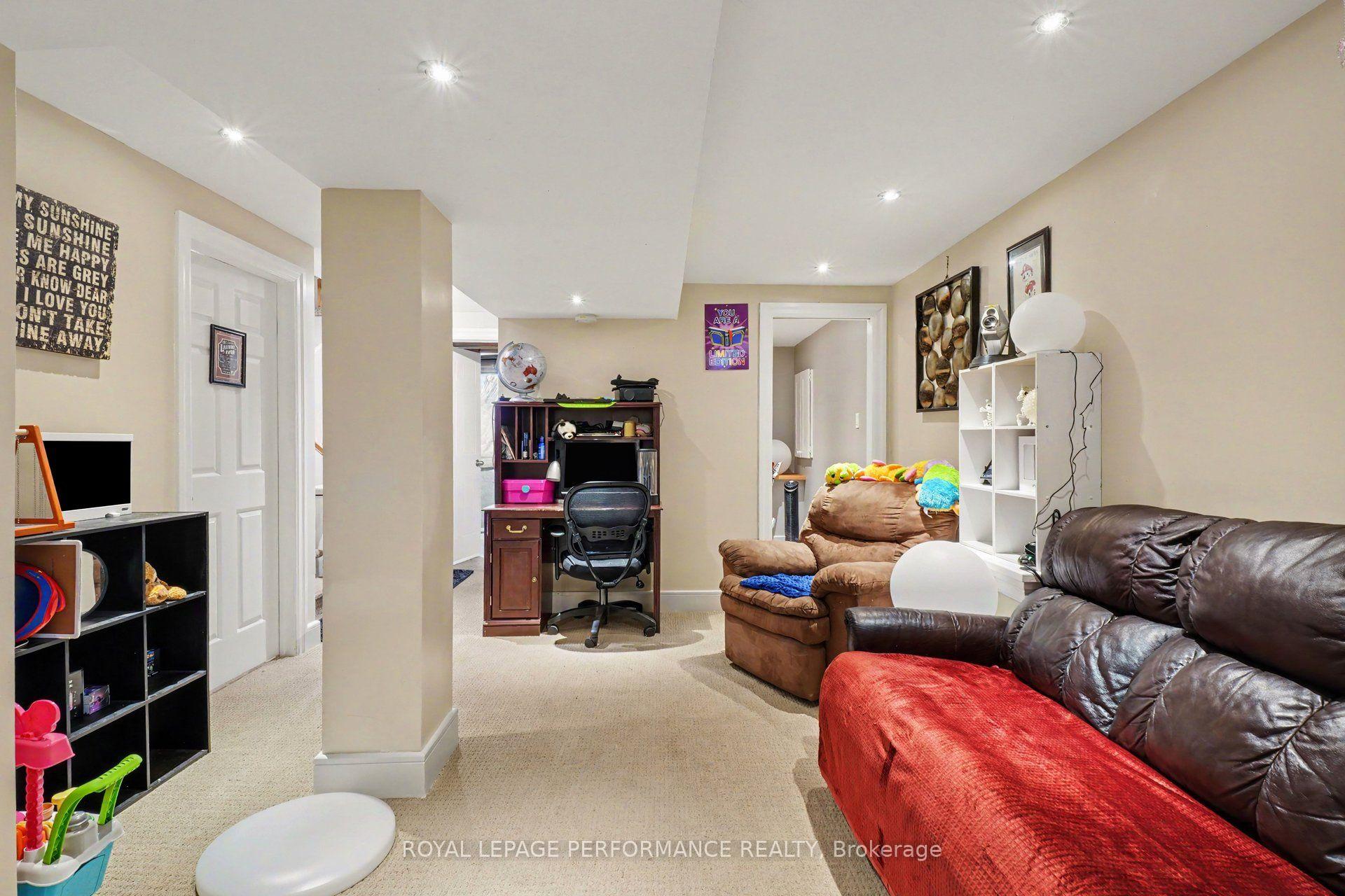 Photo 25 of 1478 Corsham Avenue, Ottawa, Fallingbrook/Pineridge — HOMEH