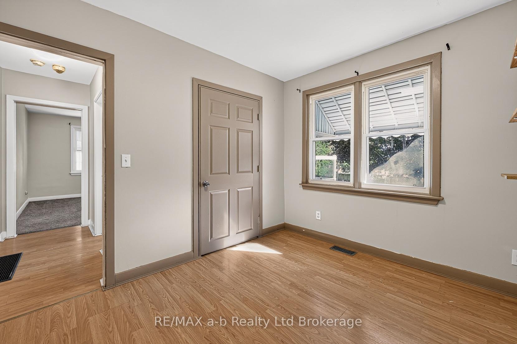 Photo 19 of 830 Maple Avenue, Woodstock, Woodstock - South — HOMEH