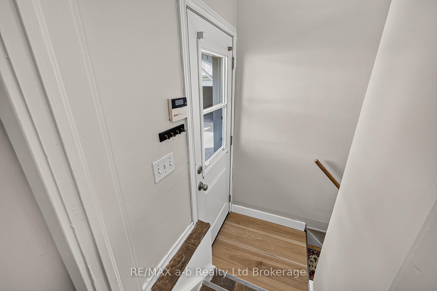 Photo 21 of 830 Maple Avenue, Woodstock, Woodstock - South — HOMEH