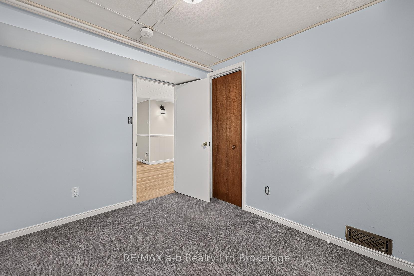 Photo 26 of 830 Maple Avenue, Woodstock, Woodstock - South — HOMEH