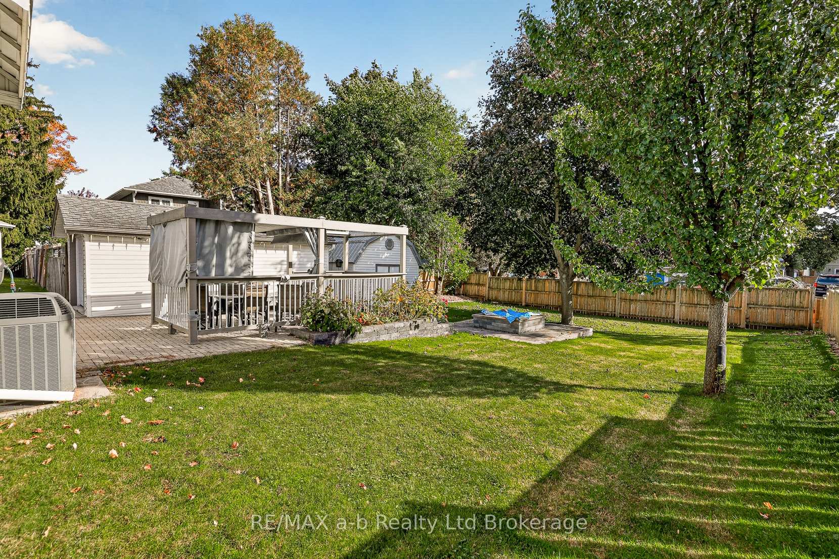 Photo 34 of 830 Maple Avenue, Woodstock, Woodstock - South — HOMEH