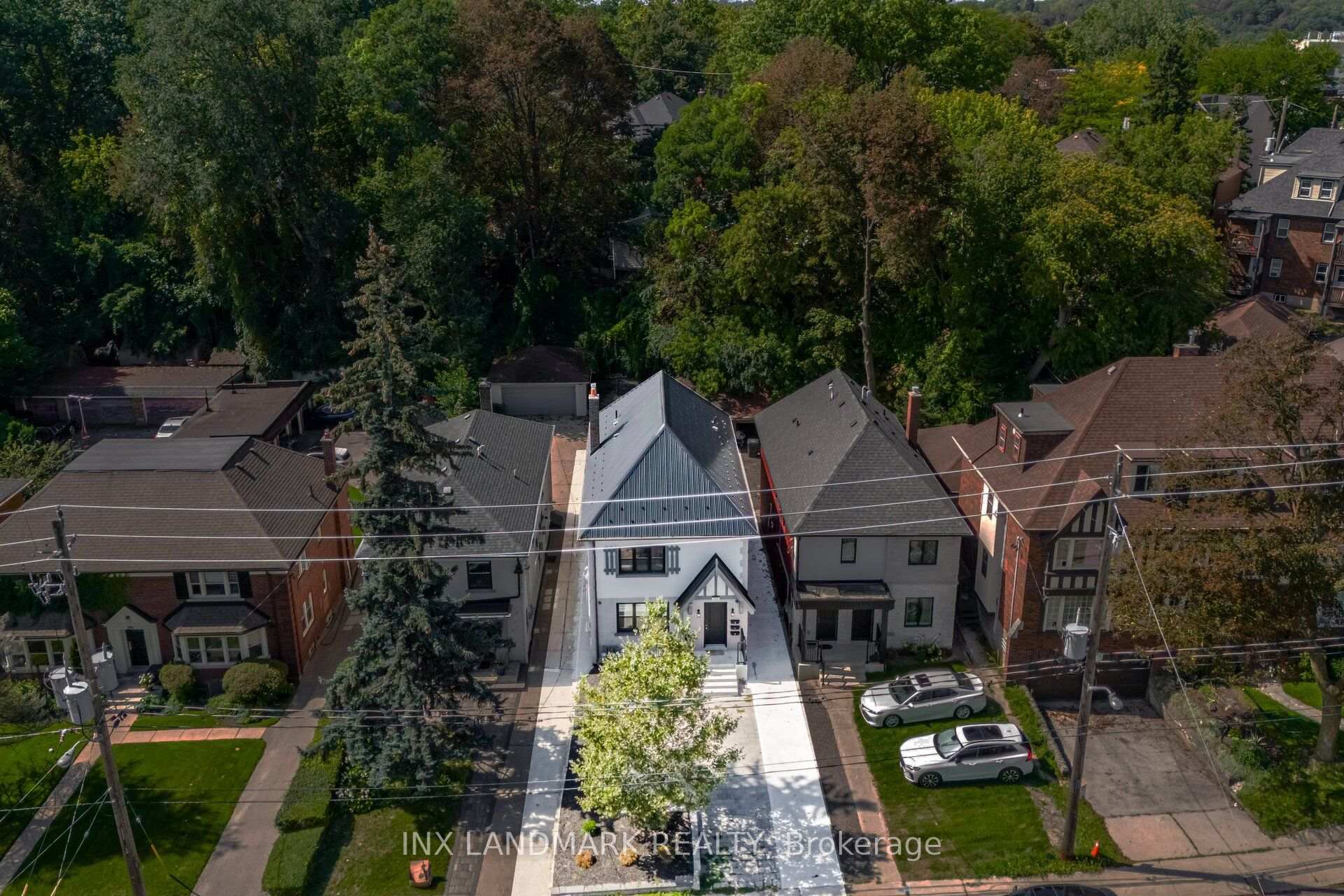 Photo 3 of 298 South Kingsway, Toronto, High Park-Swansea — HOMEH