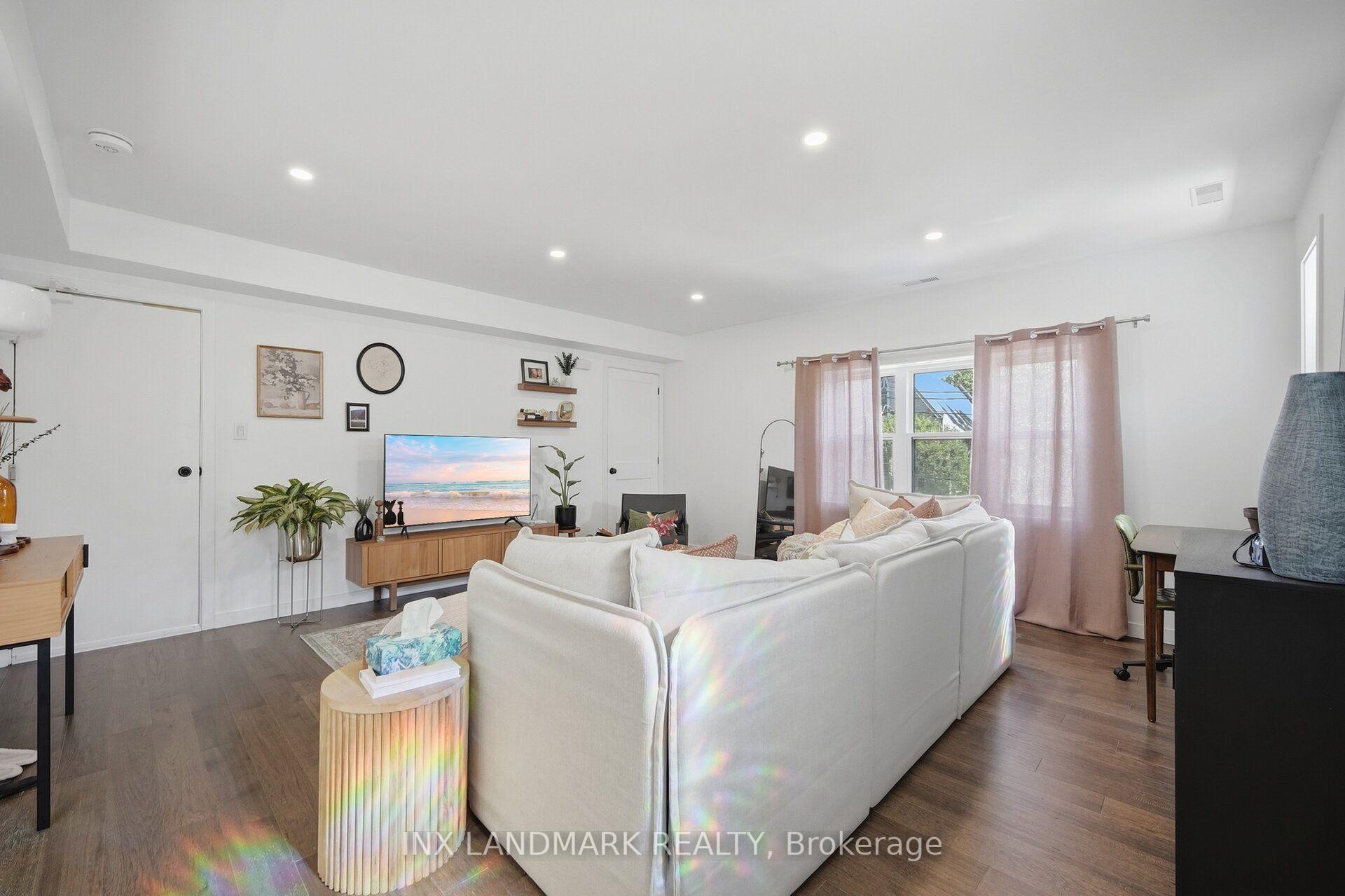 Photo 19 of 298 South Kingsway, Toronto, High Park-Swansea — HOMEH