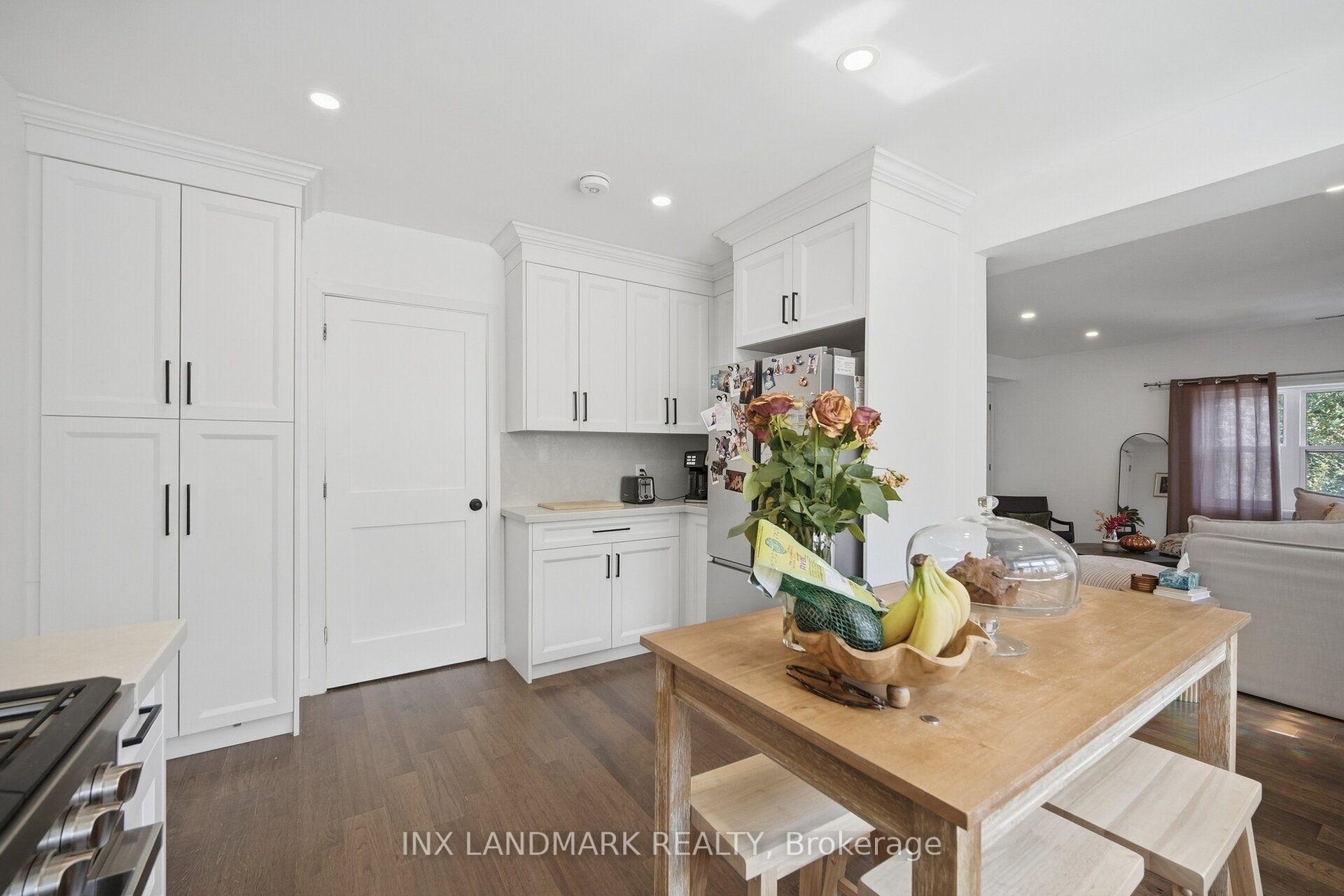 Photo 24 of 298 South Kingsway, Toronto, High Park-Swansea — HOMEH