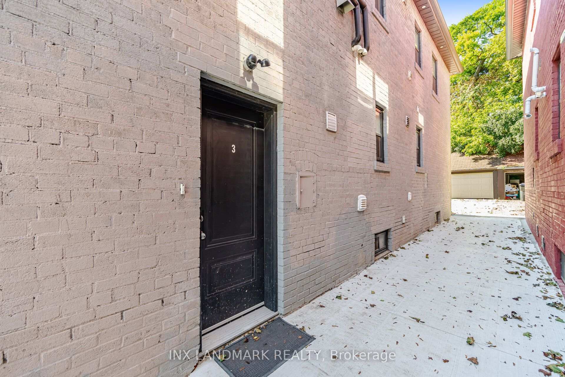 Photo 30 of 298 South Kingsway, Toronto, High Park-Swansea — HOMEH
