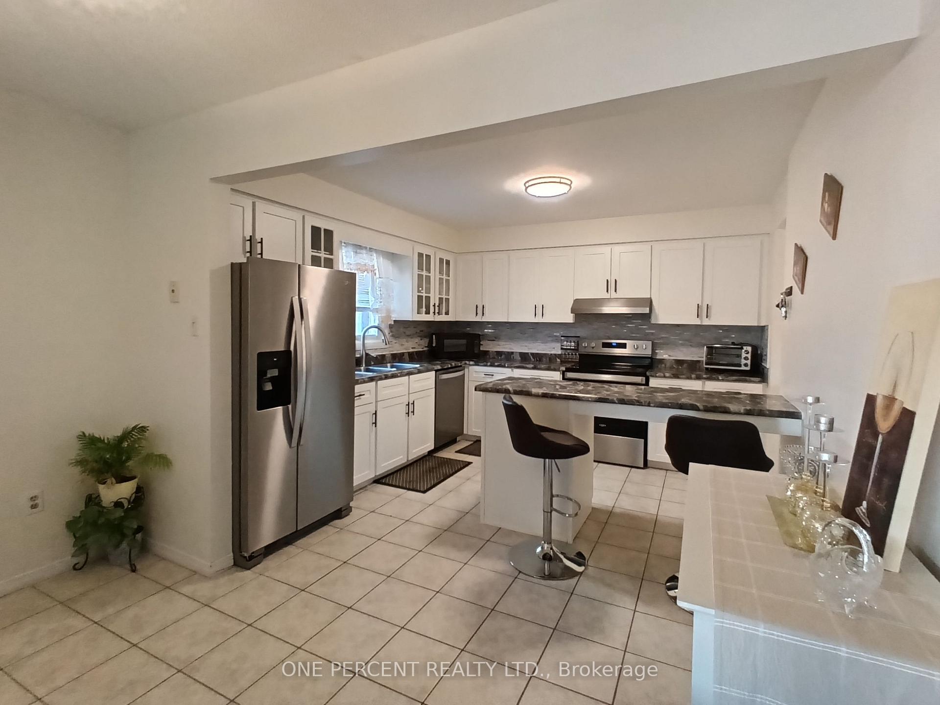 Photo 6 of 43 Commerford Street, Thorold, Confederation Heights — HOMEH